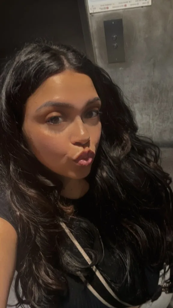 4 foot 11 inch Short Big Booty Latina Girl100% Real No Catfish Facetime Verification Available - Photo 2 | Escort in Outcall Only!