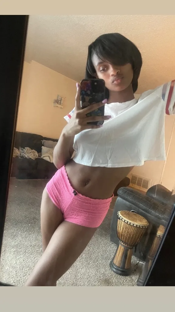 wet pussy ebony - Photo 6 | Escort in Los Angeles