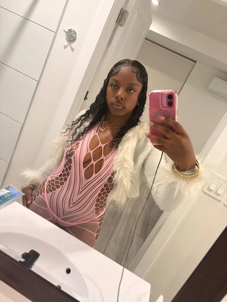 wet pussy ebony - Photo 8 | Escort in Los Angeles