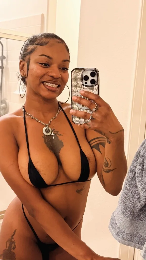 Sexy Haitian Creole Fantasy Experience 🥥 - Photo 6 | Escort in Koreatown