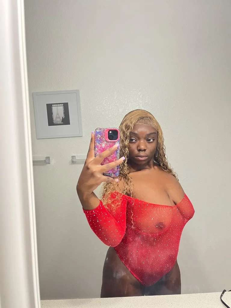 A Perfect FunSize Doll Tight Grip Wet Ready for you Now!! New To the area - Photo 10 | Escort in Fort Lauderdale