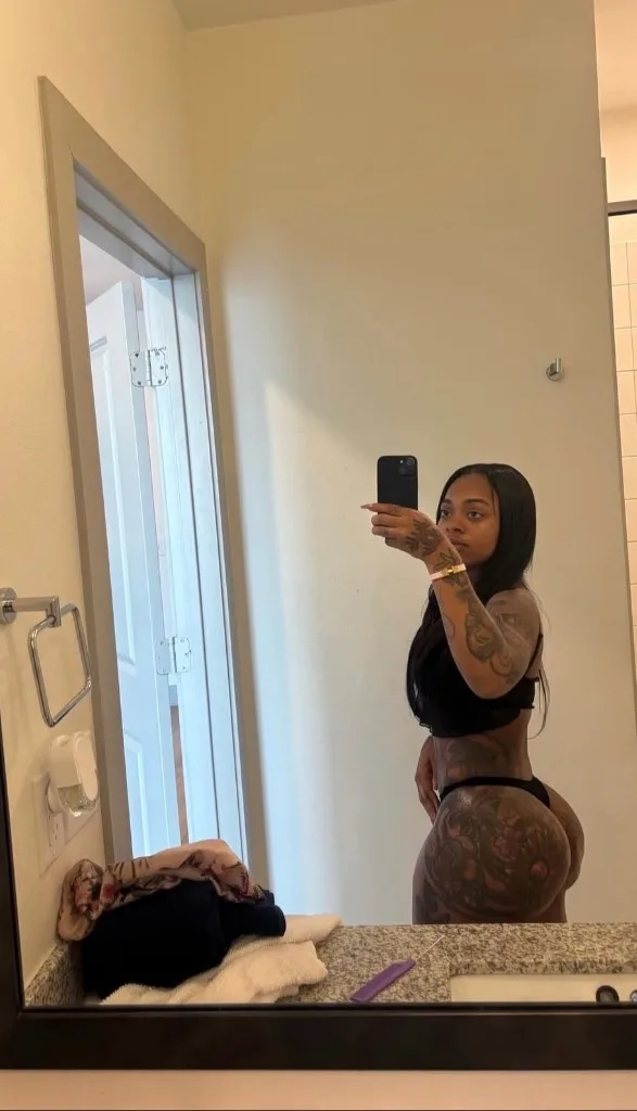 FT LAUDERDALE INCALLHere For A GOOD Time, Not A LONG ONE Tight H0LE Busty SLIM THICK Princess ⏳⏳⏰ Limited TIME Only - Photo 3 | Escort in 💕🎀West Oakland park blvd & i95🎀💕 Incall
