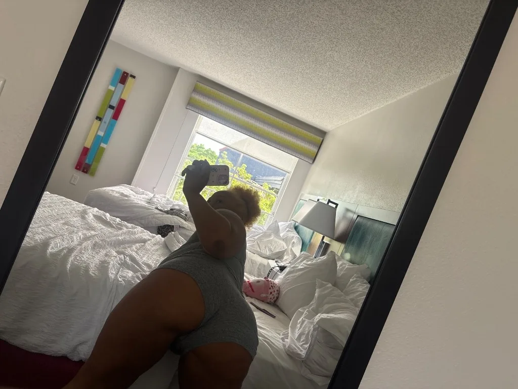 Head Doctor ️ Girls My Size Love To Eat (BBW) With Good Hands And Great Pussy - Photo 2 | Escort in OUTCALL