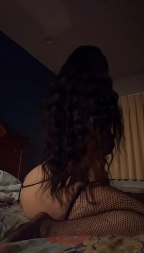 THICK HORNY MAMII READY TO HELP YOU RELEASE - Photo 2 | Escort in oakland
