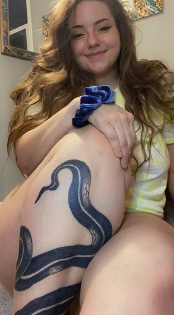 Young Sexy Hot Girl Juicy Pussy and Ass Let's have some fun. Available 24/7 - Photo 4 | Escort in Gainesville