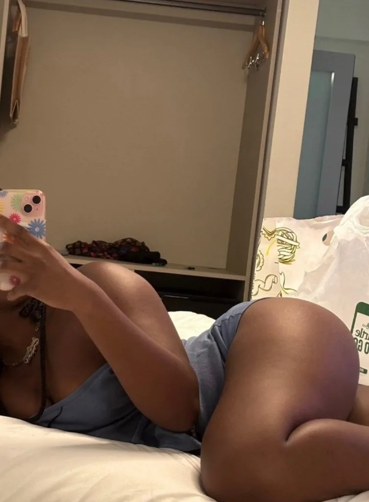 INCALLS 100% real book me - Photo 4 | Escort in Oakleaf Argyle