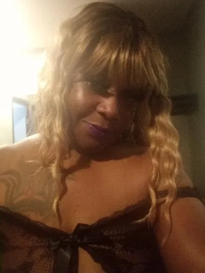 IN&OUTSatisfaction Guaranteed I'm beyond Amazing - Photo 7 | Escort in Oakland