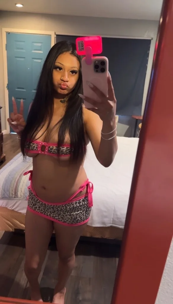 Sexy Latina 🇲🇽 Slim Thick Soft skin - Photo 3 | Escort in HAYWARD & NEWARK & FREMONT
