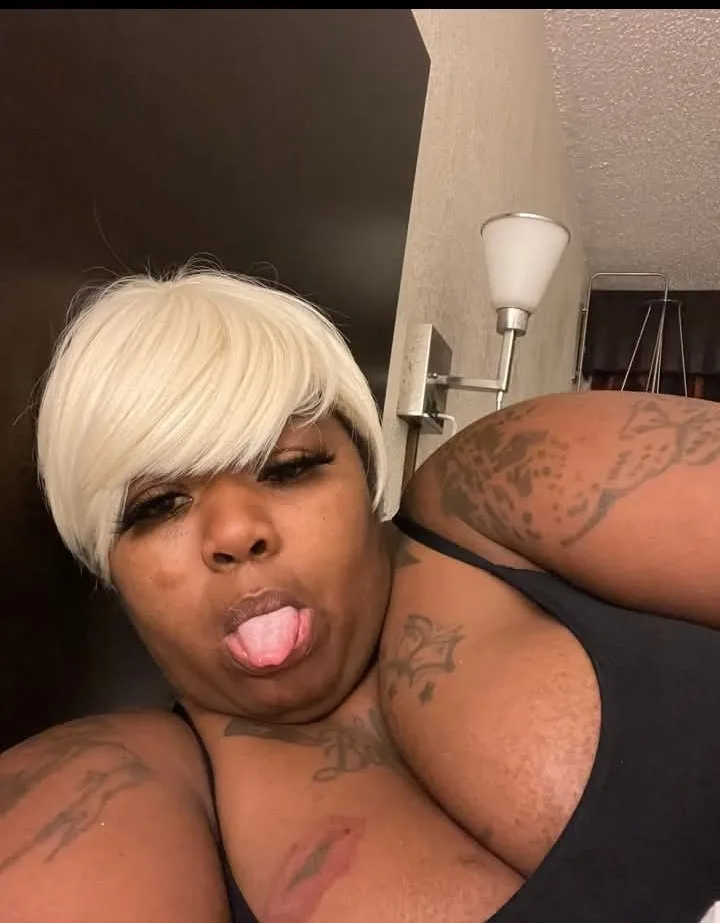 Daddy FuCK me good,ready now Thick fine shit! - Photo 2 | Escort in Temple terrace