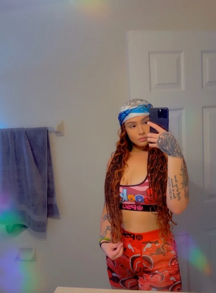 text me outcalls only! - Photo 3 | Escort in us-19
