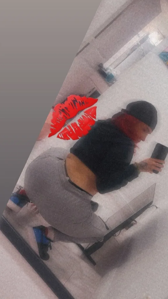 text me outcalls only! - Photo 7 | Escort in us-19