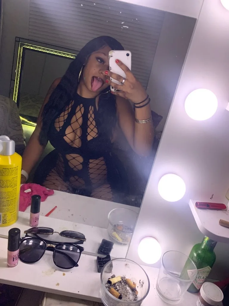 Brownskin Blasian 🤎. This A Pay Phone. Not A Play Phone. - Photo 4 | Escort in Phx