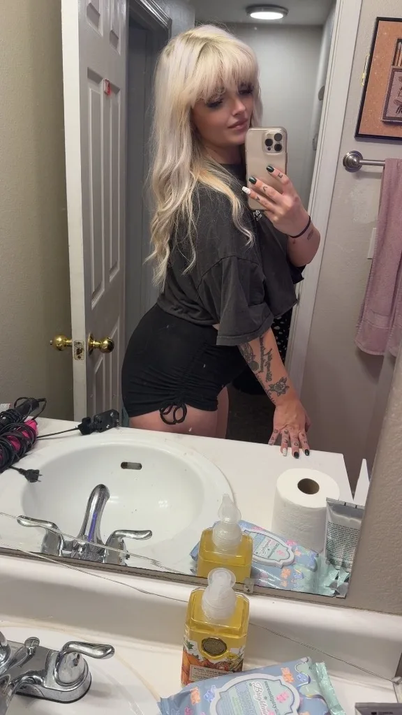 great kisser - low volume - Photo 8 | Escort in Sacramento