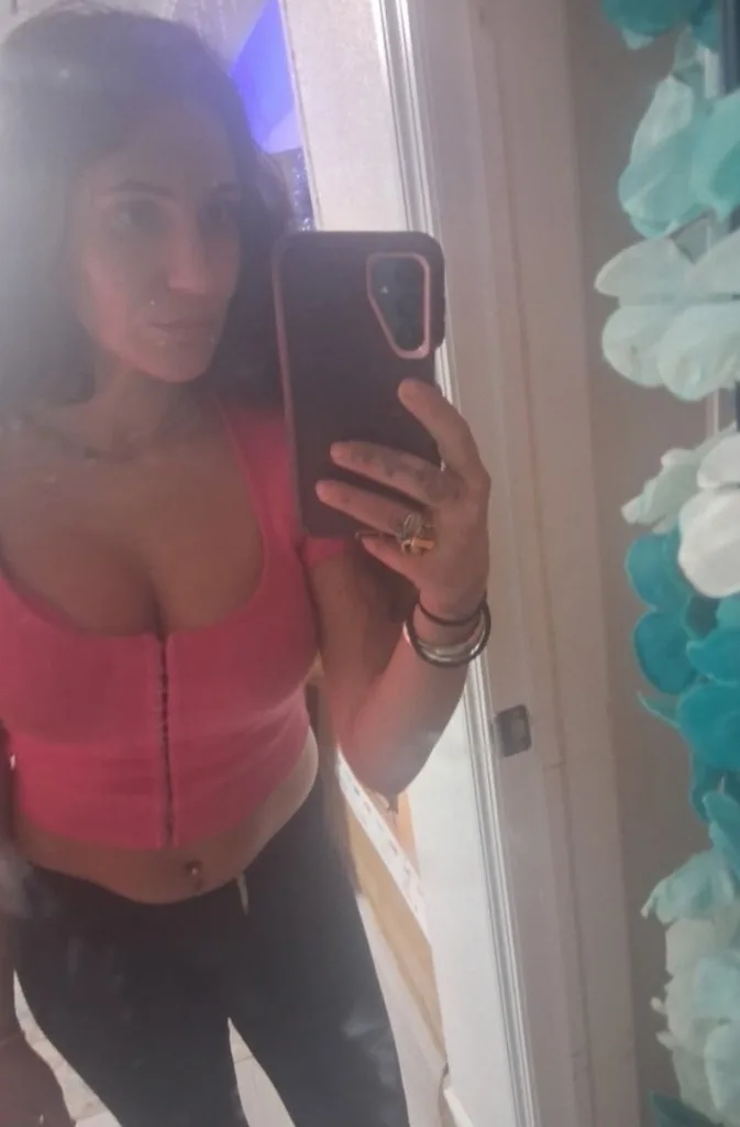 Please Read Ad For Weekly Special..specials:you come to me 80/8minutes 90/qv - Photo 8 | Escort in Beachside
