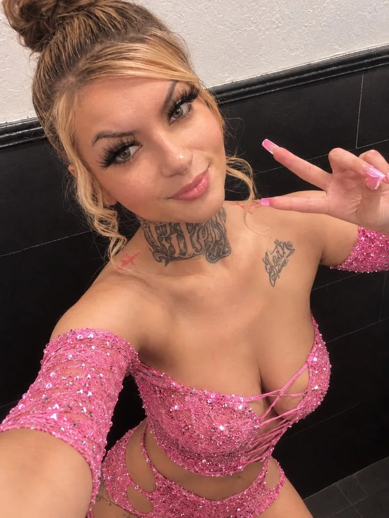 Come Party With The Barbie! AVAILABLE 24/7 FACETIME VERIFICATION MANDATORY - Photo 4 | Escort in Fort Lauderdale