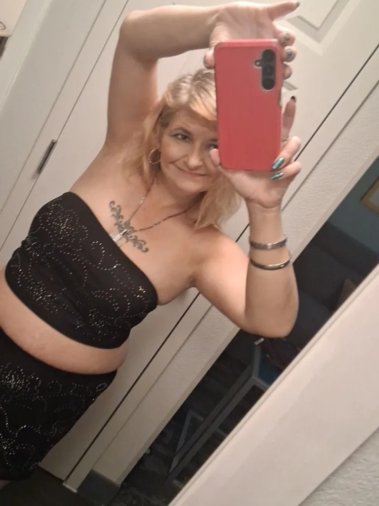 Near Biscayne Blvd NEED ROOM ASAP - Photo 7 | Escort in you pick me up