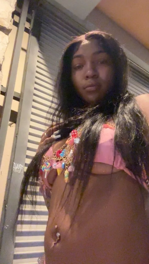 Best Belistik Throat 🤭 - Photo 3 | Escort in Long Beach