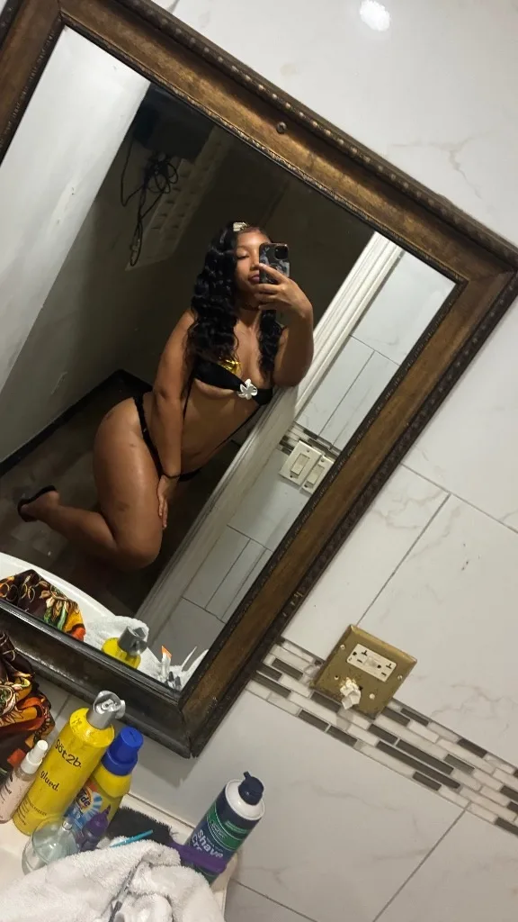 your favorite little Distraction in calls outcalls available - Photo 5 | Escort in Los Angeles