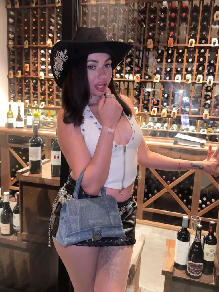 Real Ad!!️ Real Girl!!️ The Real Rebecca Lae !!️ Available Now
