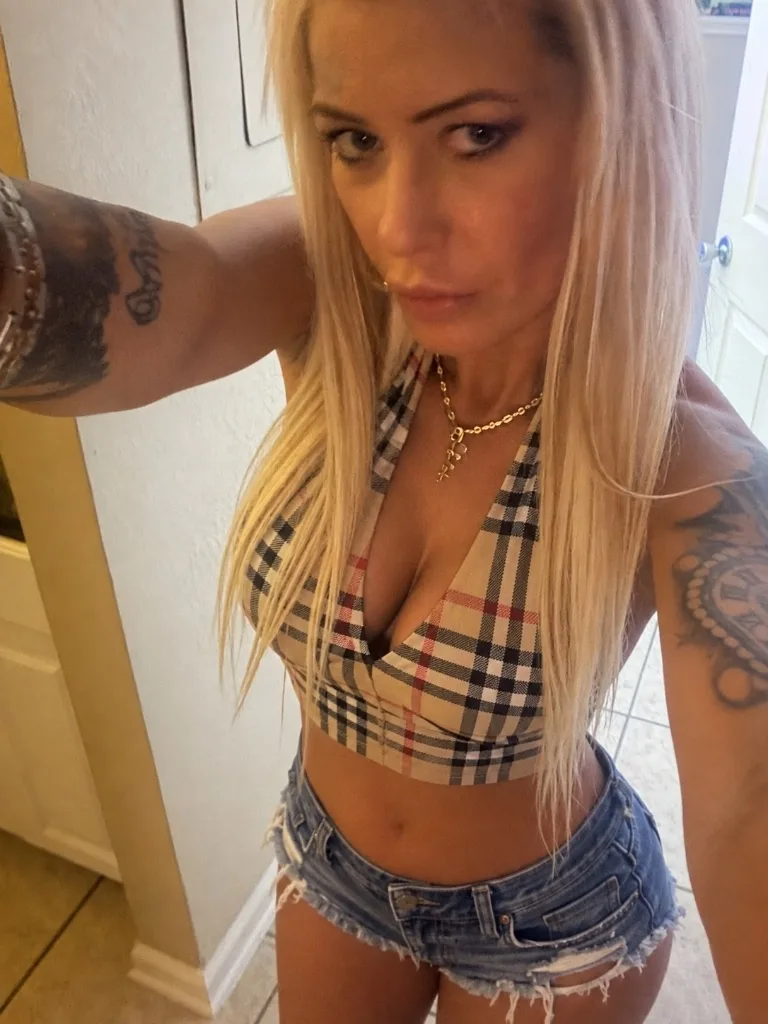 CUM INTO MY WORLD - Photo 6 | Escort in Private Residence on St Augustine Rd