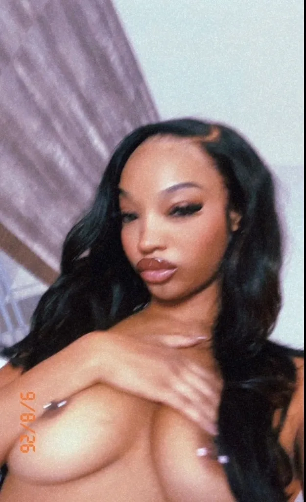 sexually seductive Findom call mee!! - Photo 2 | Escort in Miami beach