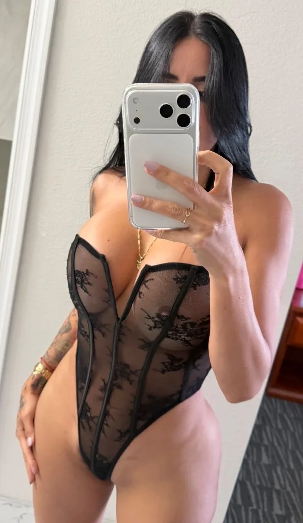 LATIN GIRL - Photo 7 | Escort in Tamiami