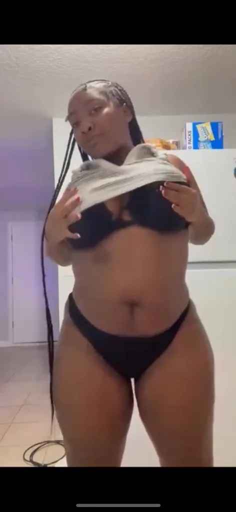 HEY LOVE I'M AVAILBLE RN HMU - Photo 4 | Escort in Dunn ave Jacksonville