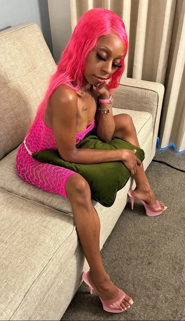 Sexy Petite Treat 🎊 Baby Lets have a Private X Rated Party Tonight "Outcalls Only" (Your Place, Hotel, Cardates) Entire city of San Francisco and all surrounding cities