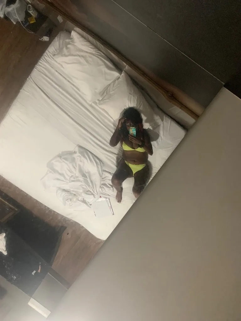 your ultimate FANTASY a spanishmixed with haitian Mermaid ! - Photo 6 | Escort in Miami