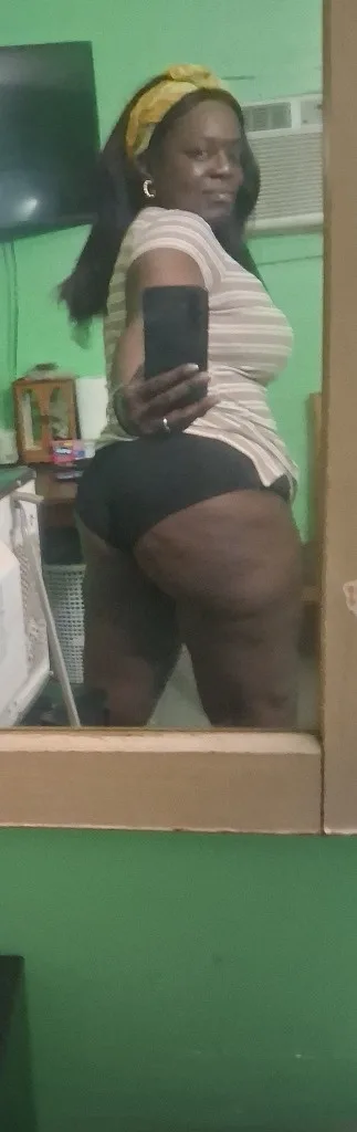 THICK THICK - Photo 12 | Escort in CLEARWATER AREA