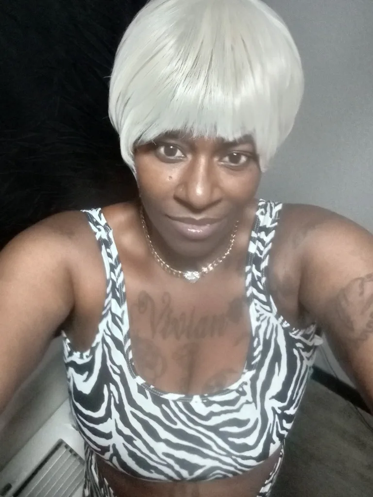 I'M AVAILABLE FOR YOU TOO CATCH ONE BEFORE WORK - Photo 2 | Escort in Lantana Road
