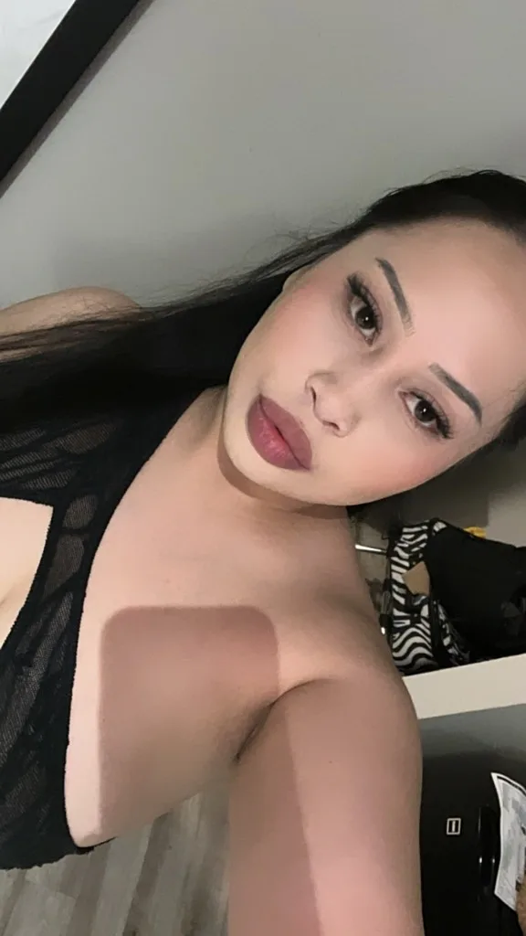 Hosting in Manteca - Photo 1 | Escort in Manteca Incall