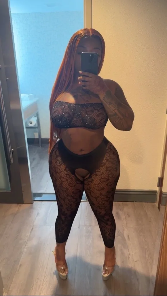 JUICY AND PETITE🫧 𝑹𝒆𝒂𝒍 𝑫𝒊𝒄𝒌 𝑷𝒍𝒆𝒂𝒔𝒆𝒓 4’11 𝑩𝒆𝒍𝒊𝒛𝒆𝒂𝒏Baddie LET ME CREAM ON IT - Photo 4 | Escort in Tampa