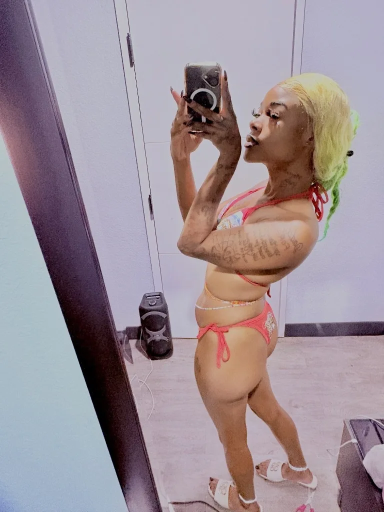TOP NOTCH REALLIFE. 15 min $120 25 min$140 TxtAskRATES!‍↔ FT 2 See Ur Experience Belong With Me - Photo 3 | Escort in West Palm Beach