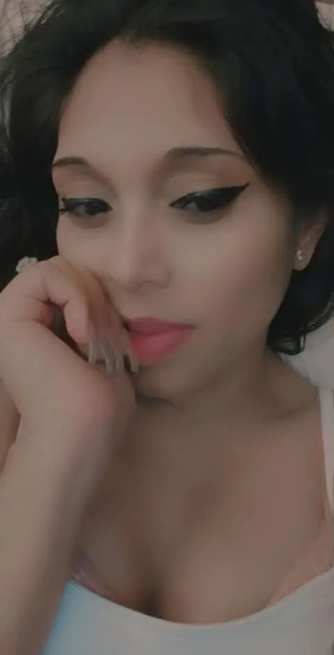 mexican filipino PETITE TREAT - Photo 4 | Escort in Sacramento & surrounding