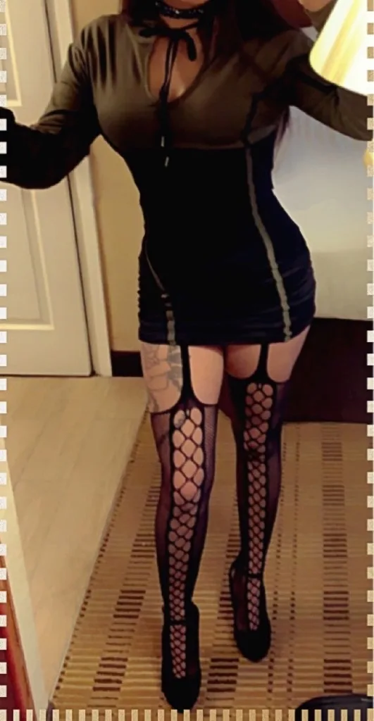 mexican filipino PETITE TREAT - Photo 11 | Escort in Sacramento & surrounding
