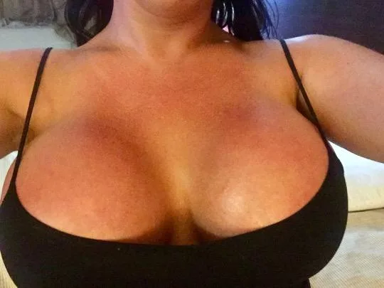 VISITING** 36G Busty White Texan Bombshell hot white ts Big bOObs big bOOty - Photo 9 | Escort in Civic Center