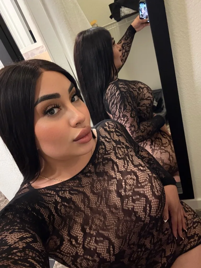 Lovelynicole