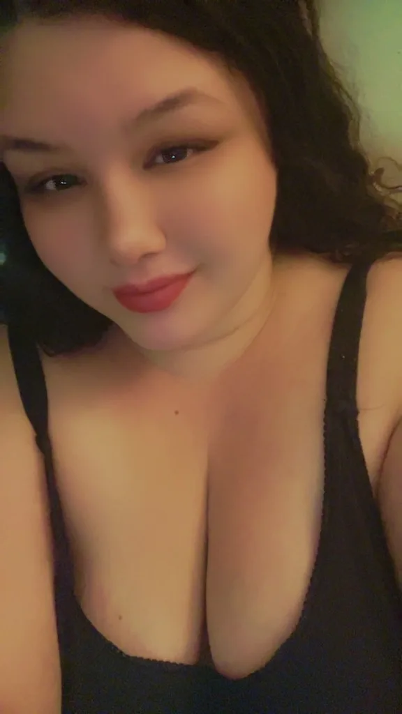 PLEASE i REALLY NEED A BLESSING Single mommy really needs help any decent men out there willing to help - Photo 10 | Escort in Miami