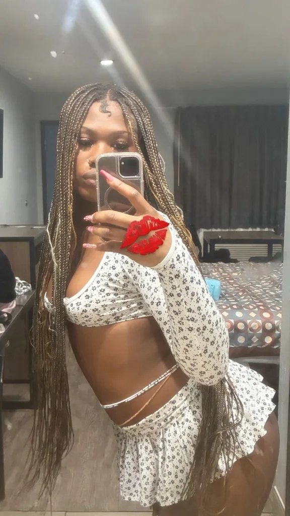 5 Star Trans Girl Bj Specials all day OUTCALLS Available!! - Photo 8 | Escort in Hollywood (Santa Monica & Western)