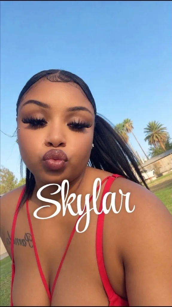 SEXY YOUNG NEW TIGHT BOMBSHELL AVAILABLE NOW - Photo 4 | Escort in North Fresno surrounding areas