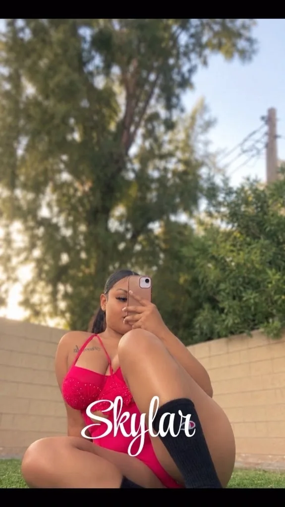 SEXY YOUNG NEW TIGHT BOMBSHELL AVAILABLE NOW - Photo 3 | Escort in North Fresno surrounding areas