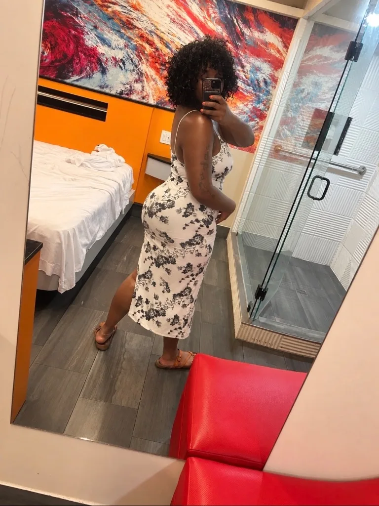 HUMP DAY SPECIALS - Photo 5 | Escort in Incall in homestead mobile everywhere else
