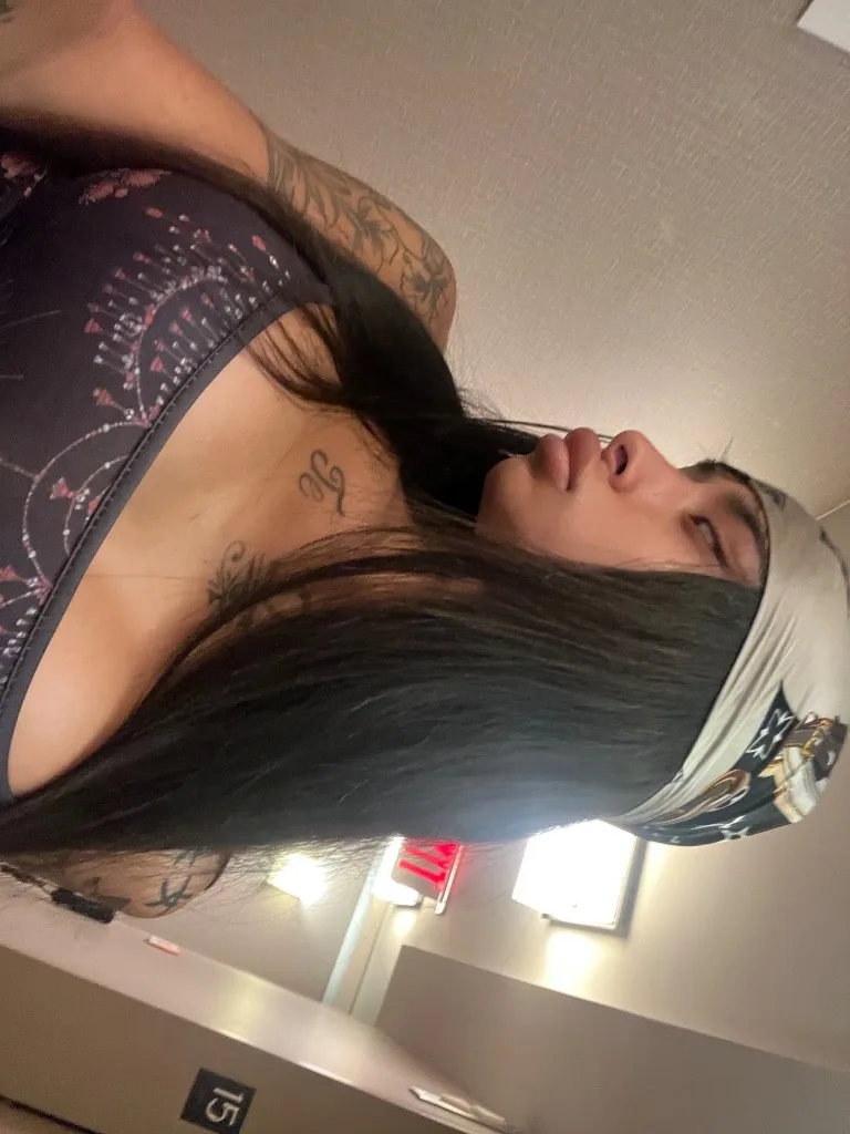 Fun size Ladyboy🪭 - Photo 2 | Escort in Los Angeles