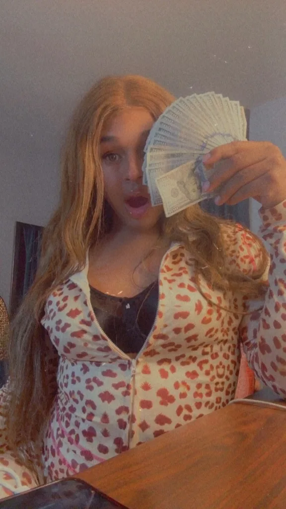 In call & out call🥵Girls PARTY TIME - Photo 5 | Escort in Western & Exposition - deposit required for out call 🚗