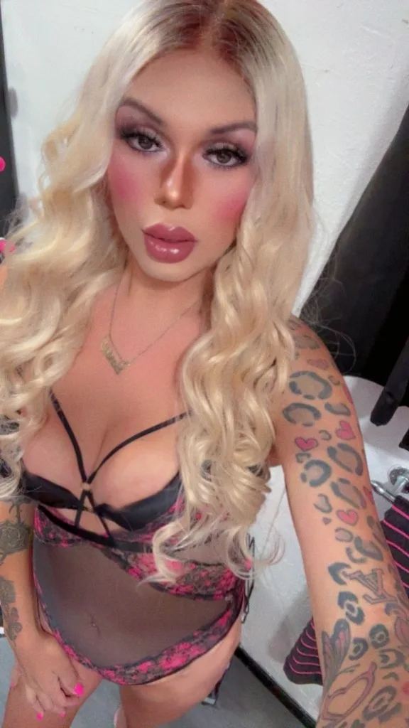 Prettiest Top - Photo 8 | Escort in Fresno