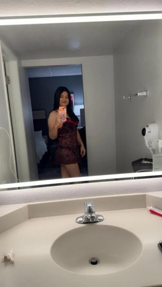 karla - Photo 4 | Escort in Fresno