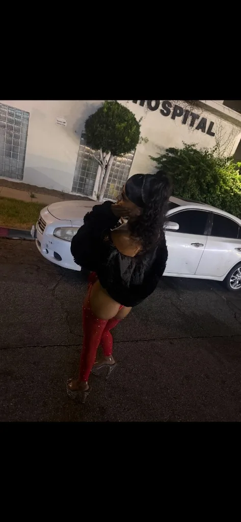 SWEET ENOUGH TO CRAVE, IMPOSSIBLE TO FORGET INCALLS NOW - Photo 3 | Escort in Hawthorne CA