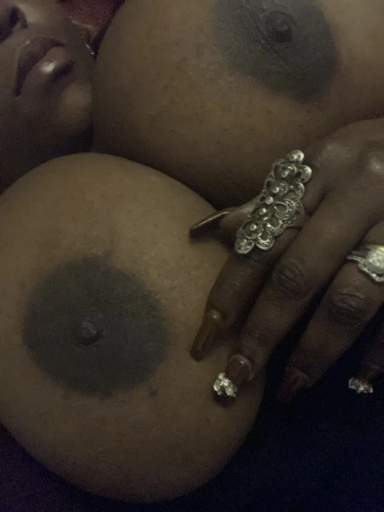 THROAT G.O.A.T. 🥰 80's QV spcls! (INCALLS ONLY!) - Photo 2 | Escort in Miami