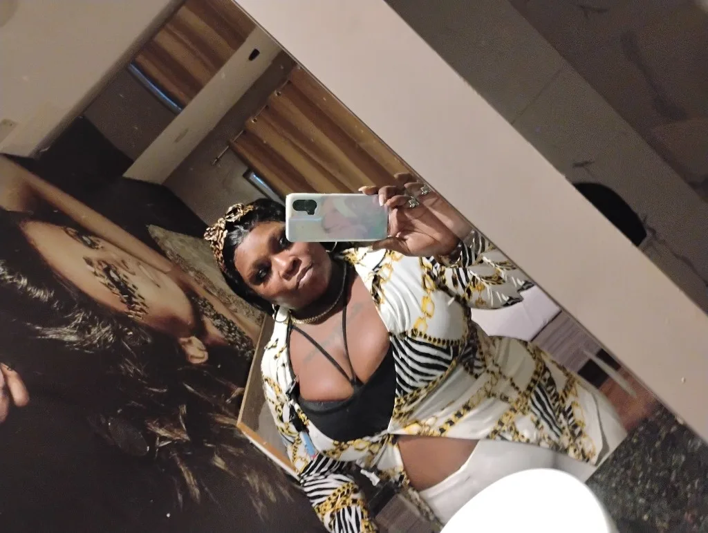 THROAT G.O.A.T. 🥰 80's QV spcls! (INCALLS ONLY!) - Photo 3 | Escort in Miami